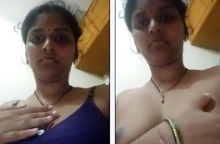 Sexy Indian Wife Showing Her Boobs and Pussy To Her Husband