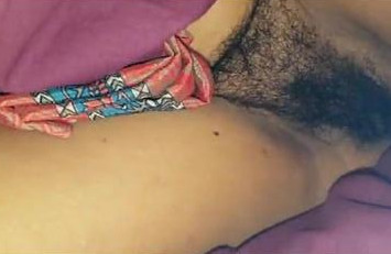 Desi village wife saree upskirt in outdoor viewing her hairy pussy