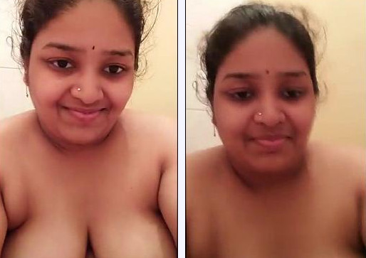 Desi mallu bhabhi nude selfie exposing milky boobs and clean pussy for BF