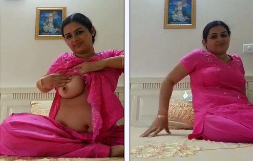 Punjabi Nurse Bhabhi in Pink Salwar Suit Selfie wid Moans
