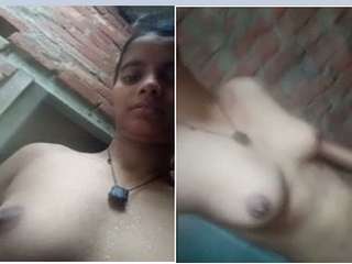 Today Exclusive- Cute Desi Girl Recprd Her Nude Selfie Part 1