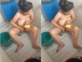 Today Exclusive- Bhabhi Bathing Capture By Hubby