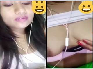 Today Exclusive -Cute Desi Girl Showing Her Boobs On Video Call