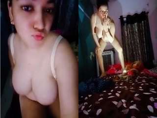 Today Exclusive- Horny Punjabi Bhabhi Showing Her Boobs and Pussy
