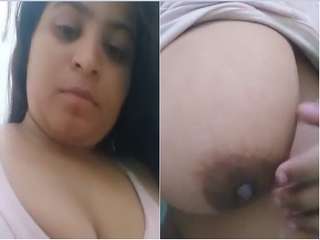 Today Exclusive- Sexy Desi Girl Showing Her Big Boobs and Pussy