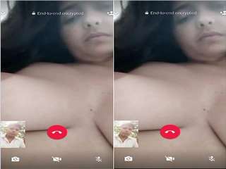 Today Exclusive-Sexy  Desi Girl Showing her Boobs and Pussy On Video Call