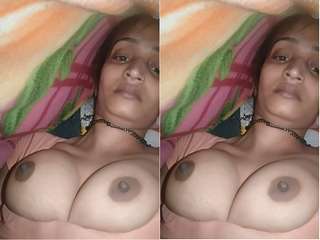 Today Exclusive-  Desi village Bhabhi Showing Her Boobs and Pussy Part 4