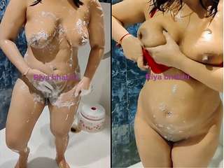 Today Exclusive-Desi Bhabhi Bathing Record By Hubby