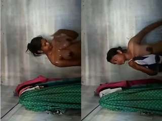 Today Exclusive- Desi Telugu Girl Bathing