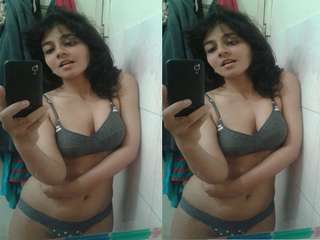 Today Exclusive-Sexy Desi Girl Showing Her Boobs and Pussy Part 2