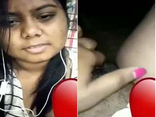 Today Exclusive-  Cute Assami  Girl Showing Her Boobs and Pussy on Video Call Part 2