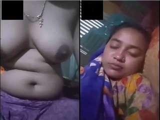 Today Exclusive-Horny Desi Girl Showing Her Boobs and Pussy On video Call part 1