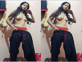 Today Exclusive- Cute Desi Girl Strip her Cloths and Blowjob part 2