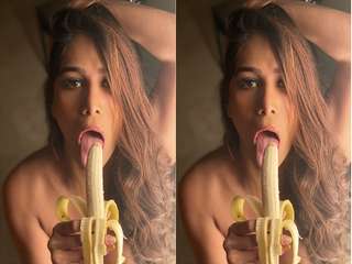 First On Net -Poonam Pandey Blowjob Paid Video
