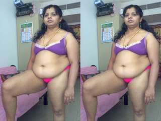 Today Exclusive- Sexy Bhabhi Ridding Hubby Dick