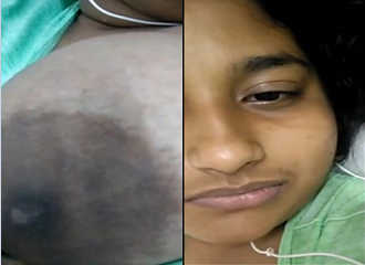 Today Exclusive – Sexy Mallu Girl Showing Her Boobs Part 1