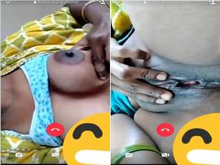 Today Exclusive-Telugu Bhabhi Showing Her Boobs and Pussy On Video Call