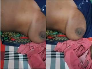 Today Exclusive- Desi Bhbahi Boobs Video Record By Hubby