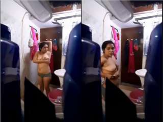 Today Exclusive- Sexy Desi bhabhi bathing Record in Hidden Cam Part 1