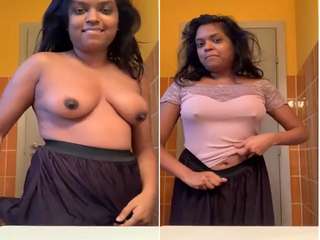 Today Exclusive- Sexy Indian Girl Showing Her Boobs and Pussy Part 2