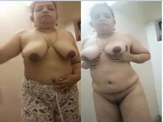 Today Exclusive- Horny Mallu Bhabhi Showing her Boobs and pussy part 2