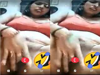 Today Exclusive- Tamil Girl Showing Her Boobs and Pussy On Video Call