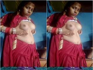 Today Exclusive- Sexy Bhabhi Showing Her Boobs and Pussy Part 2