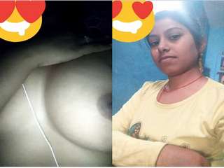 Today Exclusive- Desi Village Girl Showing Her Boobs and Pussy On Video Call part 2