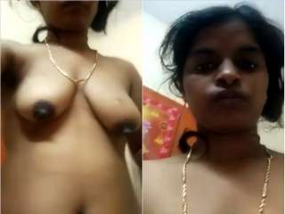 Today Exclusive- Tamil Wife Showing Her Big Boobs and Pussy