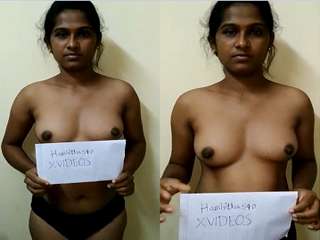 Today Exclusive- Cute Desi Girl Showing Her Boobs Part 1