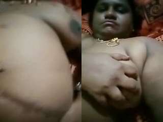 Today Exclusive- Tamil Wife Showing Her Big Boobs and Pussy