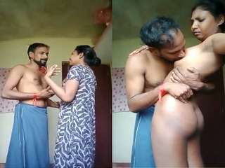 Today Exclusive – Desi Cheating wife Record Her Boobs Sucking Video