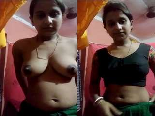 Today Exclusive- Hot Look Desi Boudi Strip her Saree and Showing Boobs & Pussy Part 1