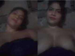 Today Exclusive- Bangla Girl Showing Boobs on Video Call