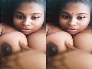 Today Exclusive- Mallu Girl Play With Her Big Boobs