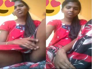 Today Exclusive –Cute Tamil Girl Shows Her Pussy