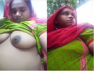 Today Exclusive – Desi Bangla Bhabhi Shows Boobs and Pussy