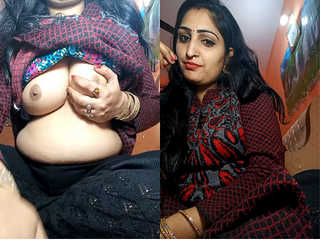 Today Exclusive – Most Demanded Bhabhi Latasha  Shows her Boobs and Fingering Part 1