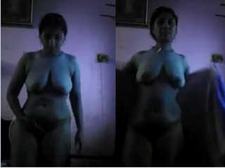 Today Exclusive – Bhabi Shows Nude Body