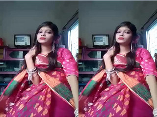 Today Exclusive – Cute Desi Girl Changing Cloths