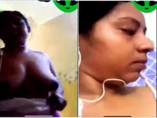 Today Exclusive -Desi Bhabhi Shows Her Boobs and Pussy