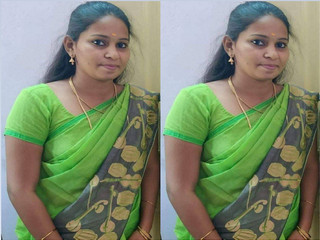 Today Exclusive – Sexy Tamil Wife Changing cloths and Fucking part 1