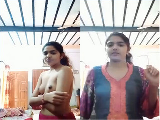 Today Exclusive -Sexy Desi Girl Shows Her Boobs