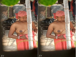 Today Exclusive- Desi Bhabhi Nude Video Record in Hidden Cam Part 1