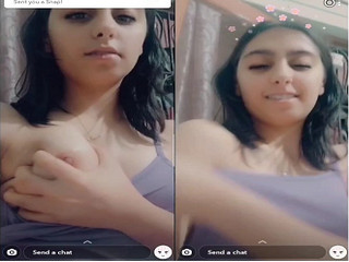 Today Exclusive-Cute Paki Girl Shows her Boobs