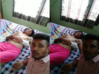 Exclusive- Sexy Look Indian Girl Boob Capture By Lover