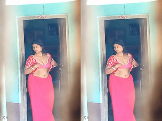 Today Exclusive- Desi Wife Wearing Cloths Record in Hidden Cam Part 3