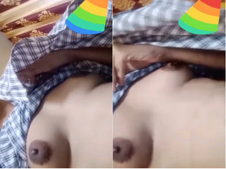 Today Exclusive-Desi girl Shows her Boobs part 5