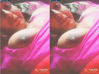 Today Exclusive- Desi Girl Shows her Boobs and Pussy part 2