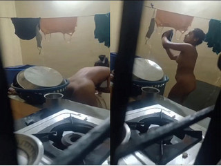 Today Exclusive-Desi Girl Nude Video Capture In Hidden Cam